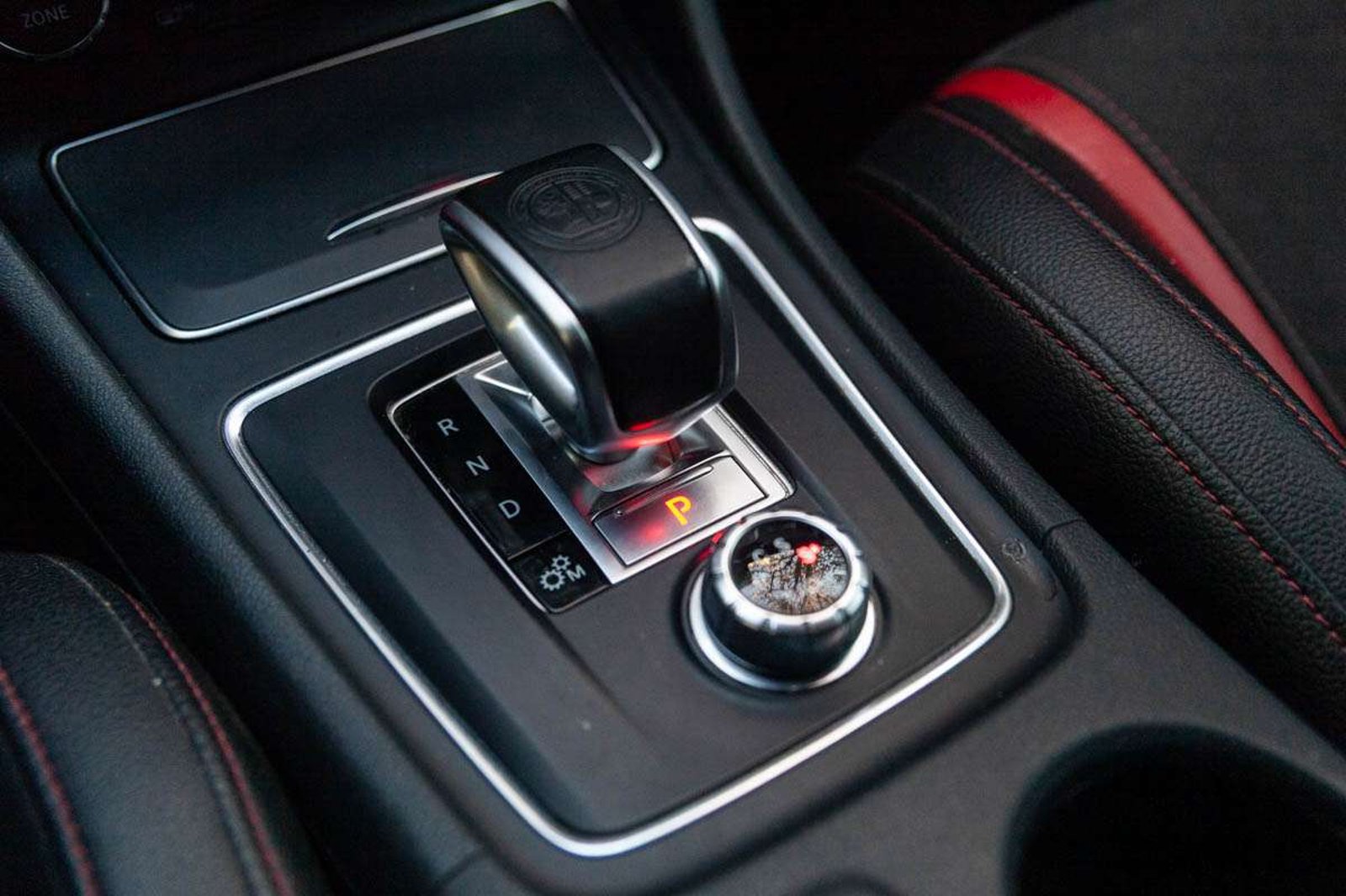 MERCEDES BENZ A45 AMG 2017 - Imagen 16 de 20