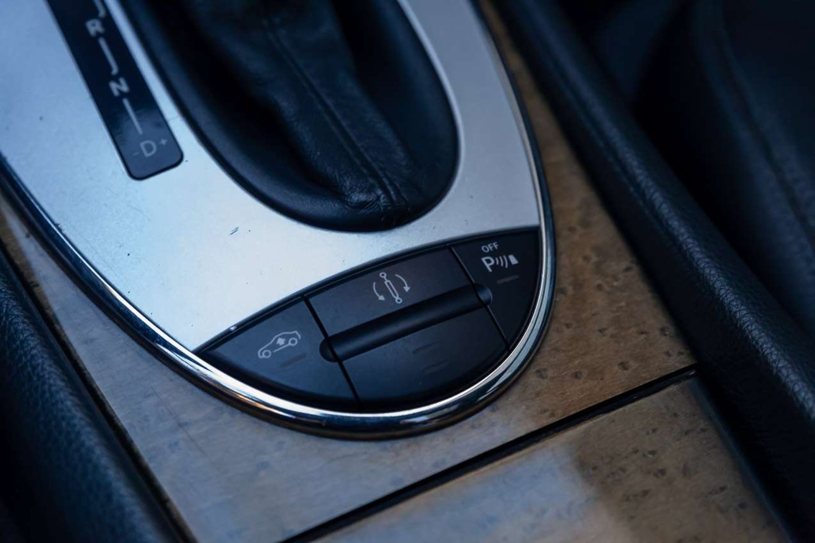 MERCEDES BENZ E500 2003 - Imagen 17 de 20