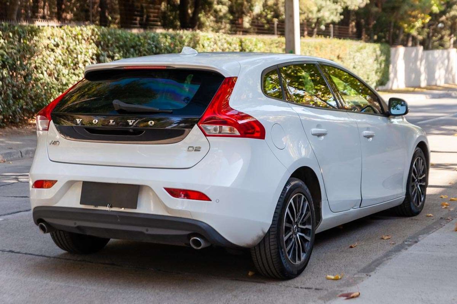 VOLVO V40 2019 - Imagen 5 de 18