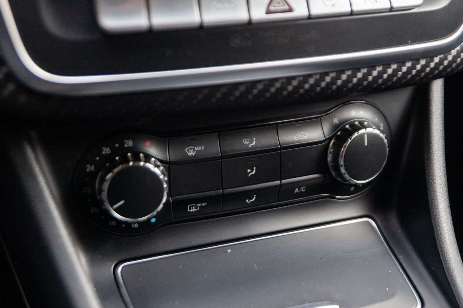 Mercedes-Benz A200D 2018 - Imagen 15 de 19