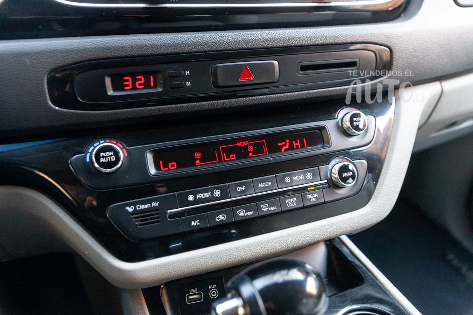 Kia Grand Carnival 2016 - Imagen 13 de 18