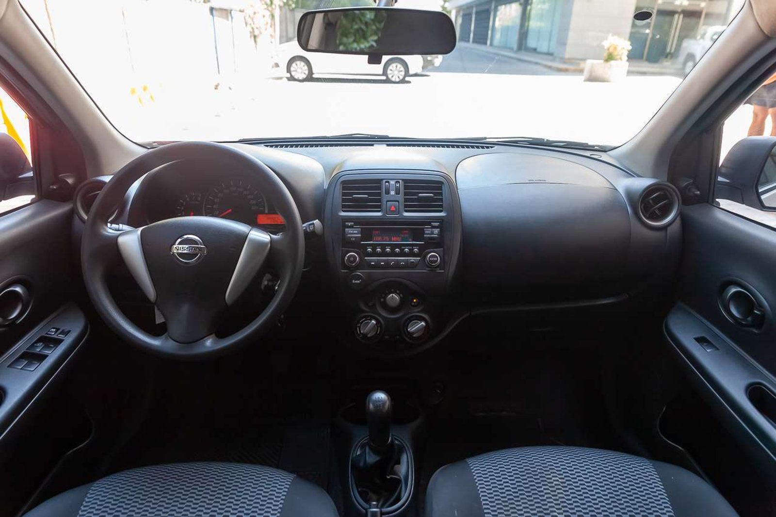 NISSAN March 2019 - Imagen 12 de 14