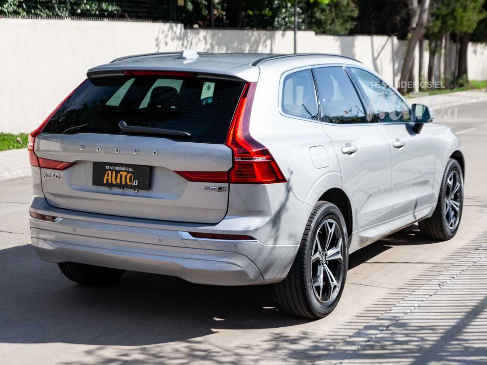 Volvo XC60 2022 - Foto 5 de 19