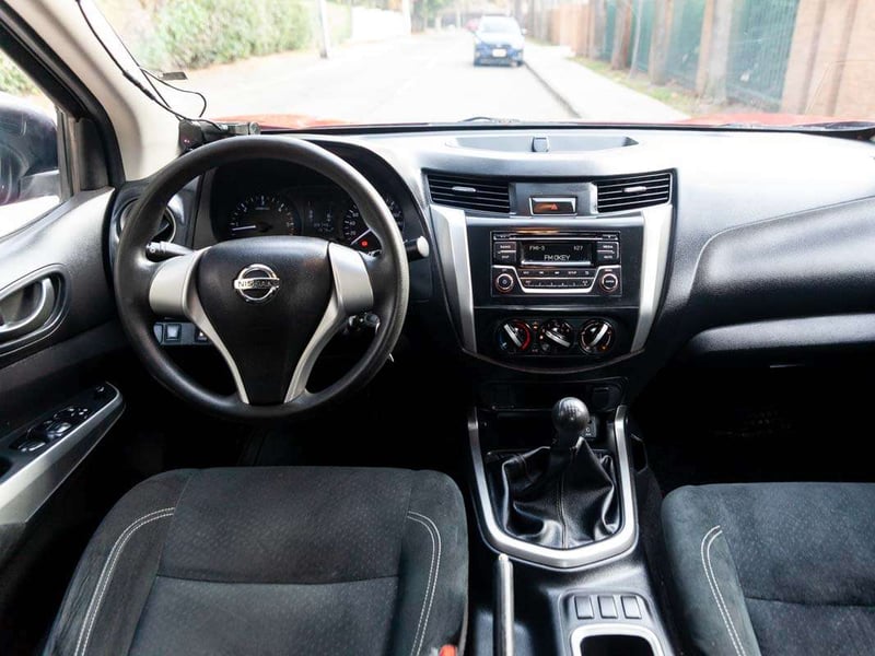 Nissan NP300 2016 - Imagen 13 de 15