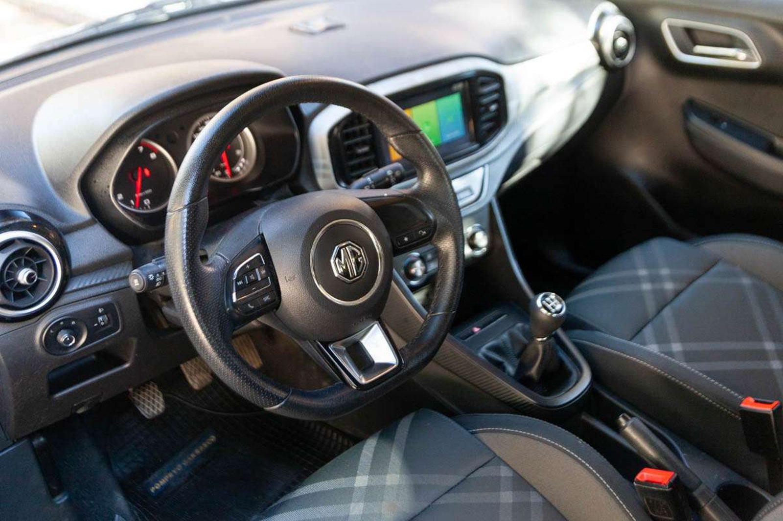 MG MG3 2022 - Imagen 6 de 16