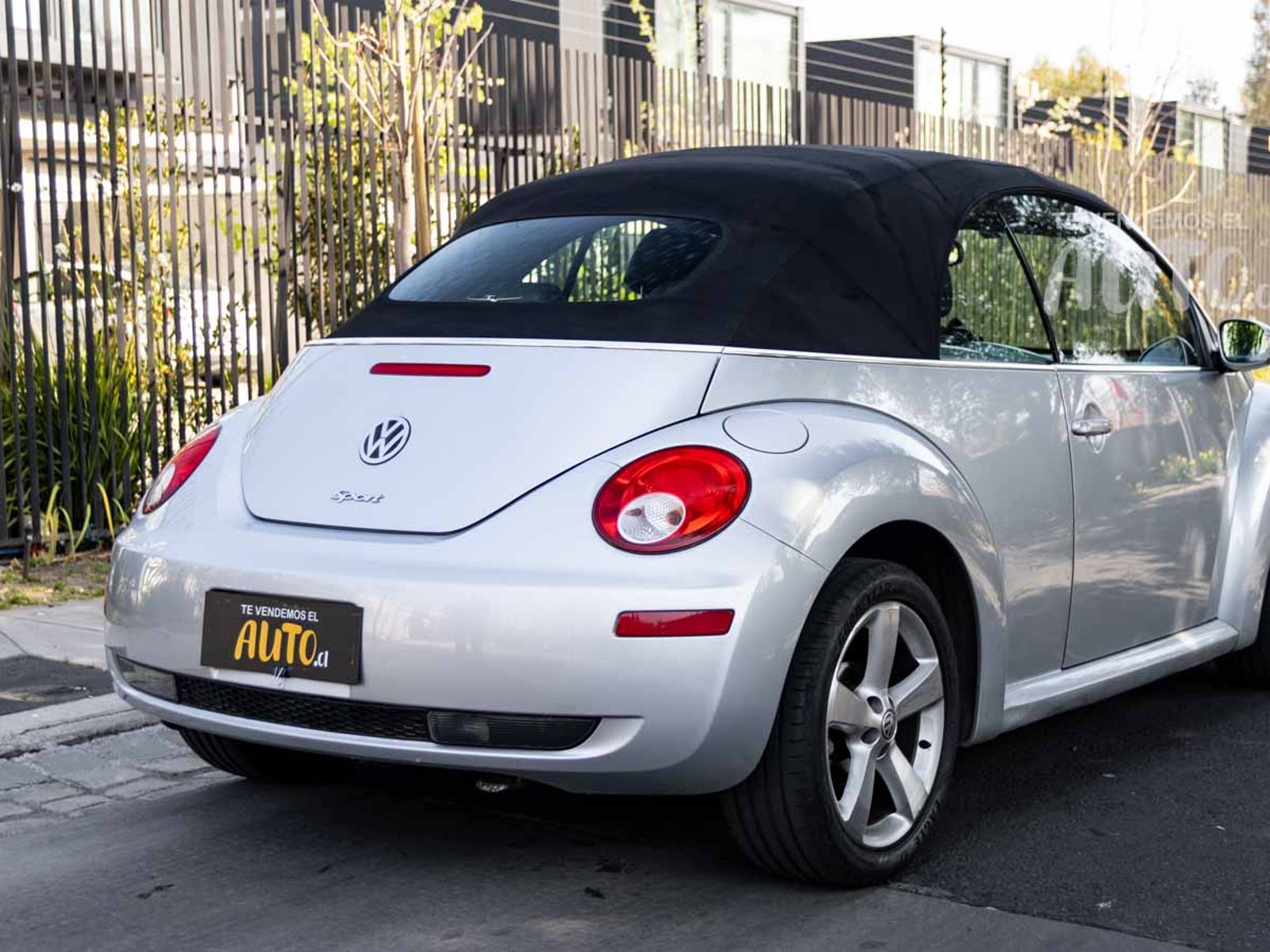 Volkswagen Beetle 2010 - Foto 5 de 12