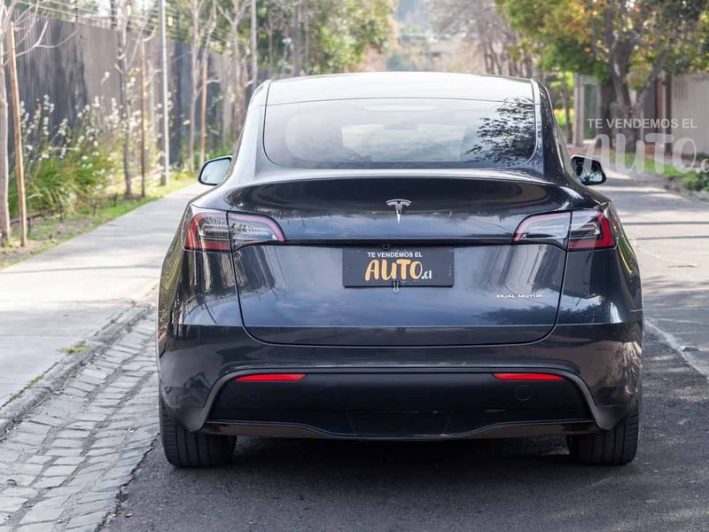 Tesla Model Y 2025 - Imagen 4 de 18