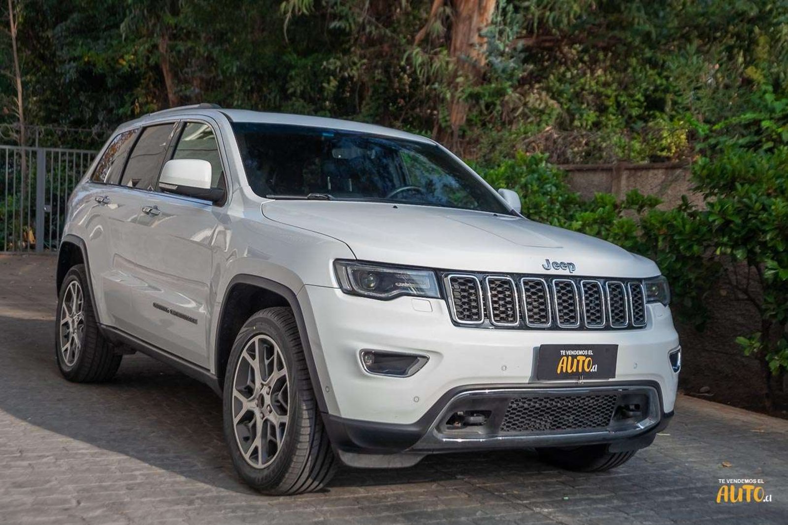JEEP Grand Cherokee 2019 - Imagen 6 de 20