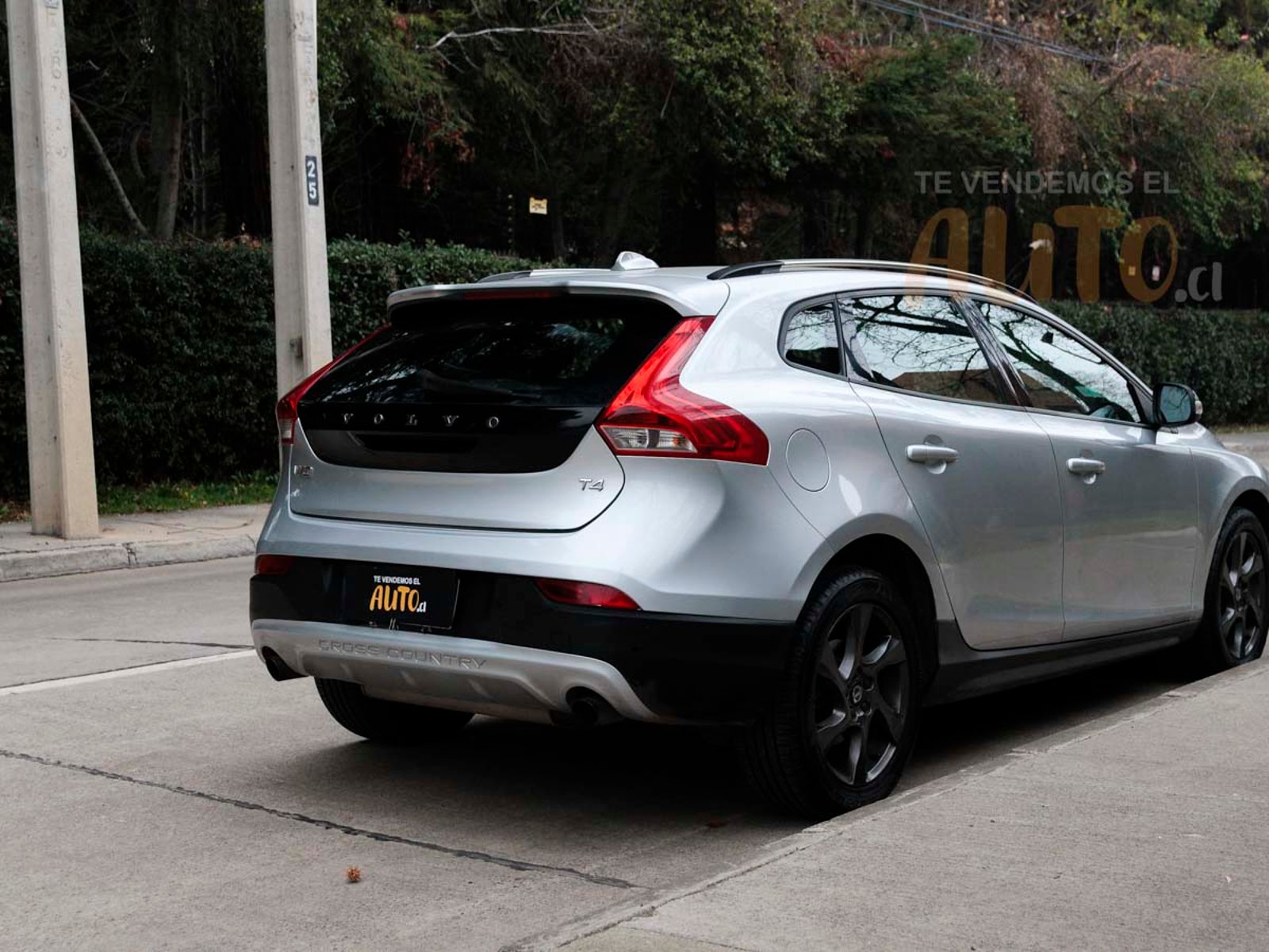 Volvo V40 2016 - Foto 5 de 17