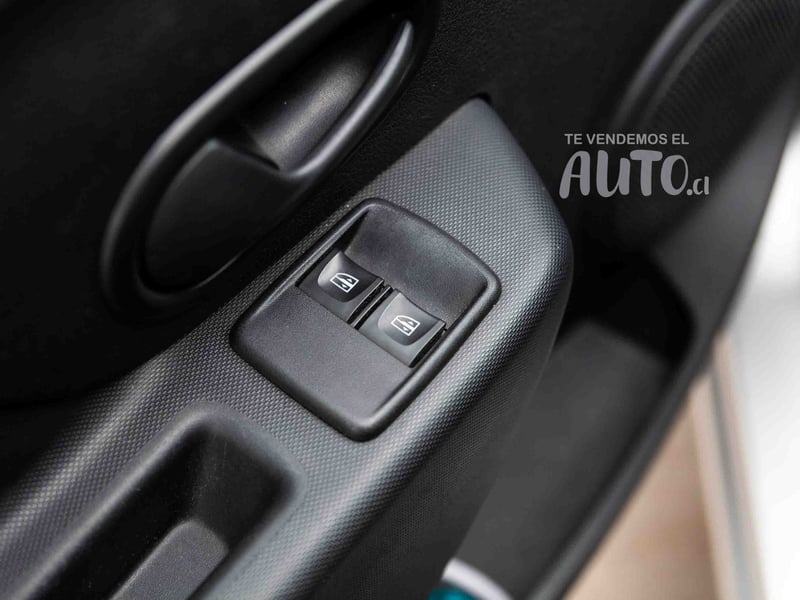 Renault Symbol 2023 - Imagen 12 de 15