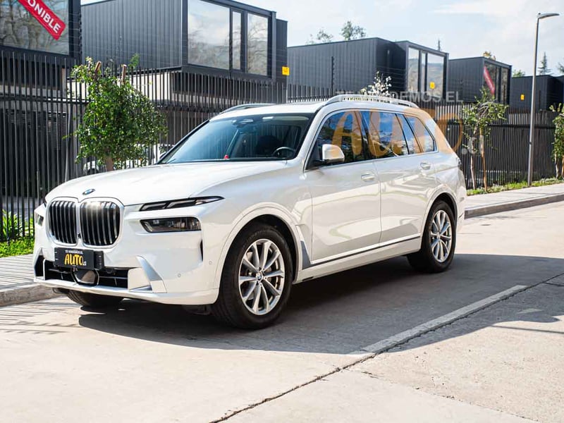 BMW X7 2024 - Imagen 8 de 19