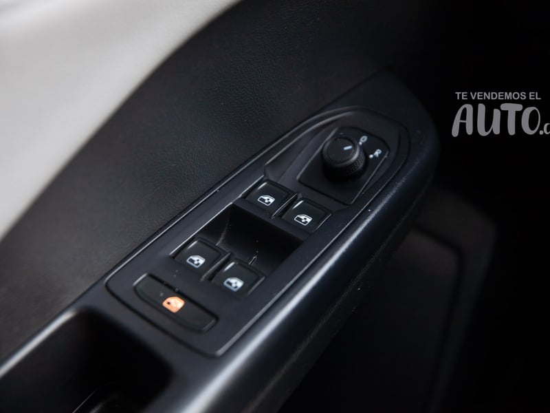Volkswagen Taos 2025 - Imagen 6 de 16