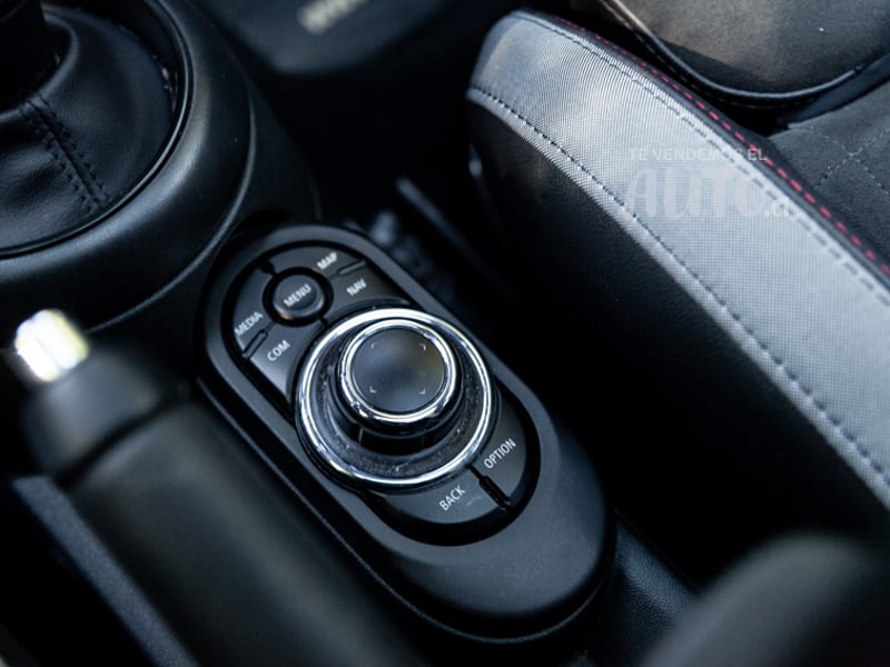 Mini Cooper 2023 - Imagen 16 de 19