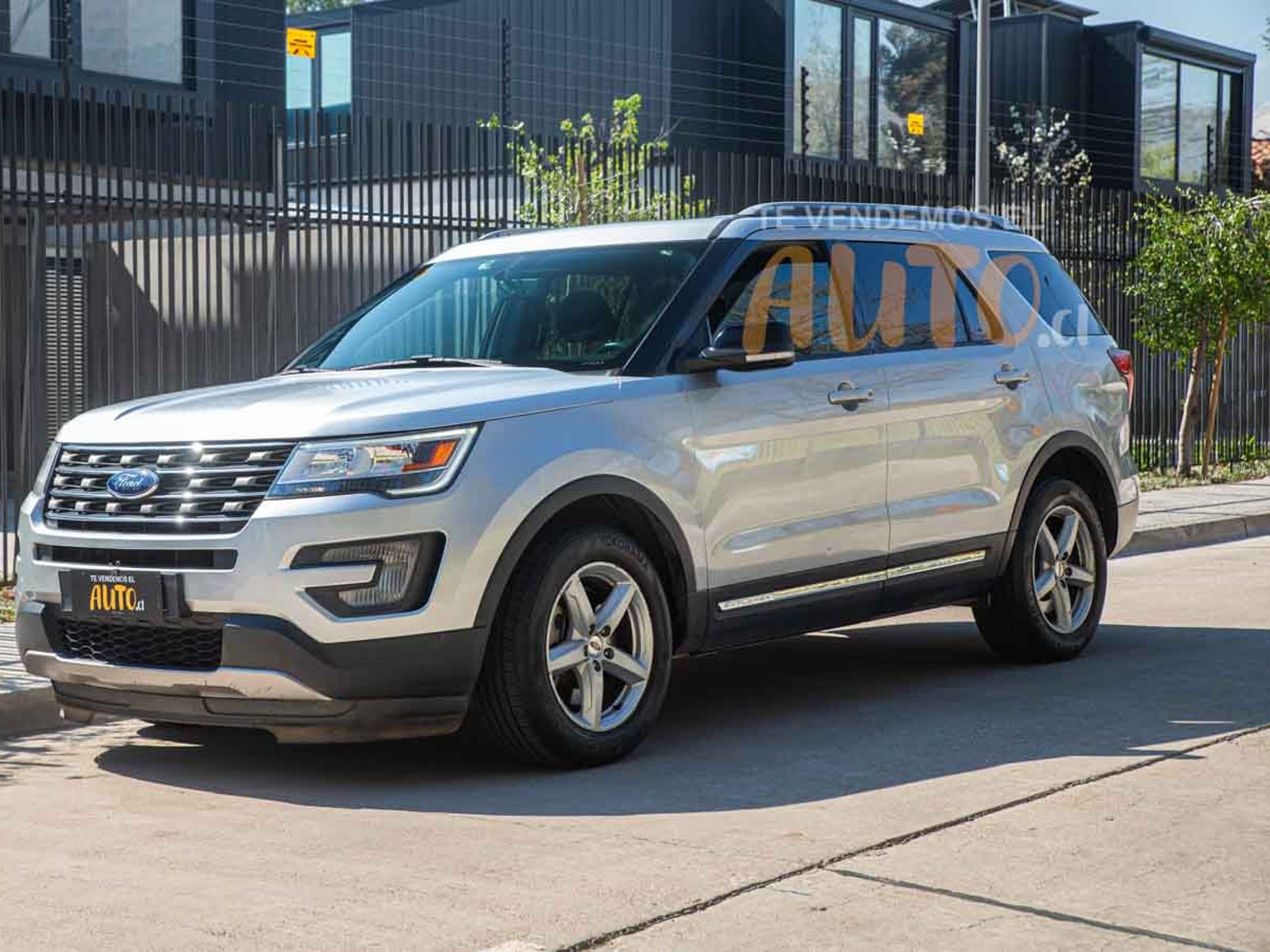 Ford EXPLORER 2018 - Foto 3 de 19