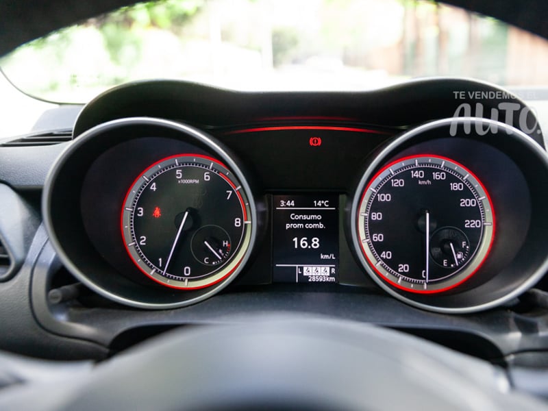 Suzuki Swift 2023 - Imagen 8 de 17