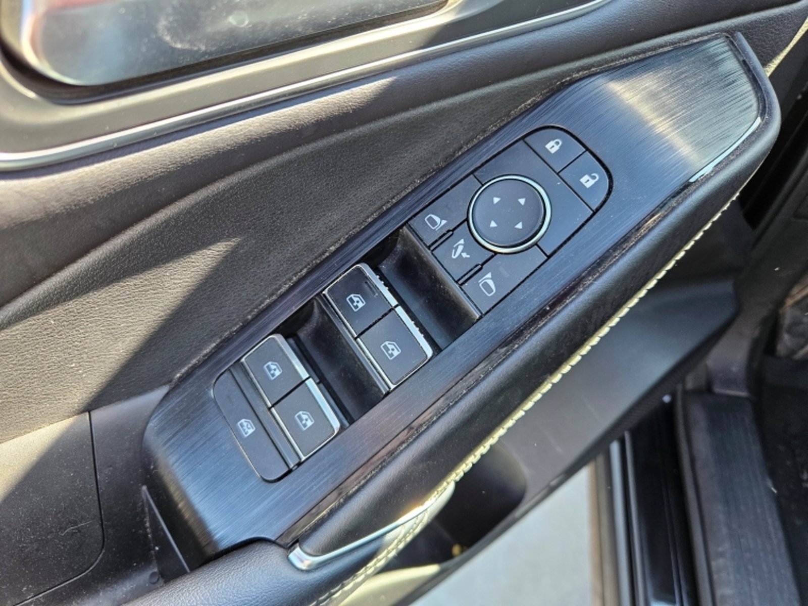 Nissan Qashqai Turbo 4x4 1.3 Aut 2024 - Imagen 14 de 20