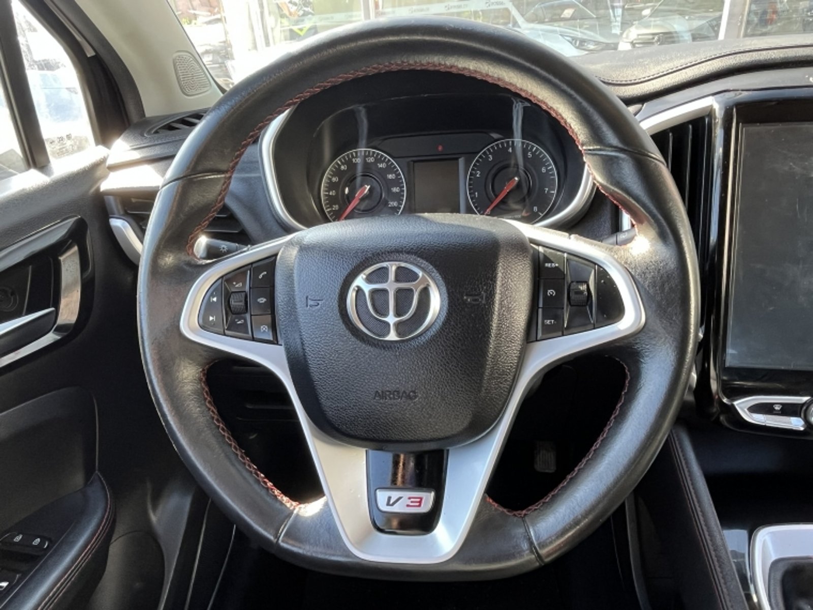 BRILLIANCE V3 1.5 2020 - Imagen 15 de 20