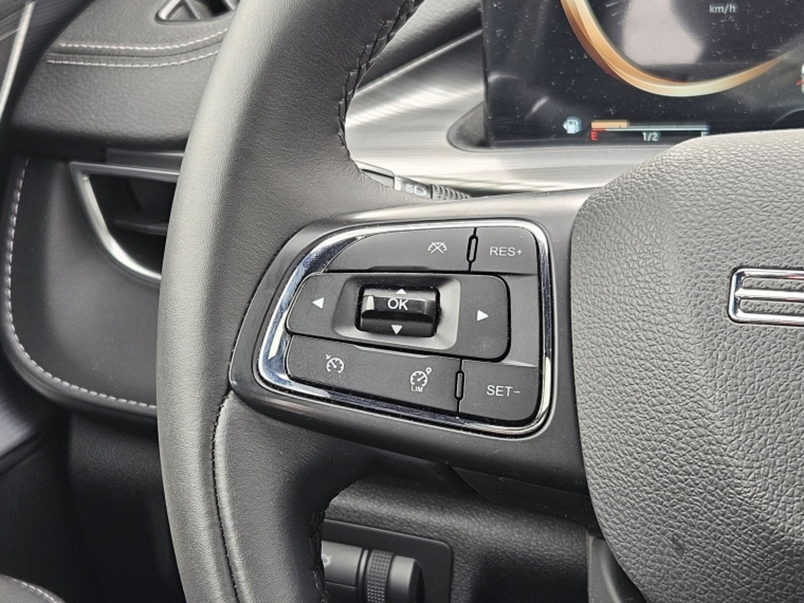 EXEED Lx Advanced 1.5 Aut 2023 - Imagen 13 de 20