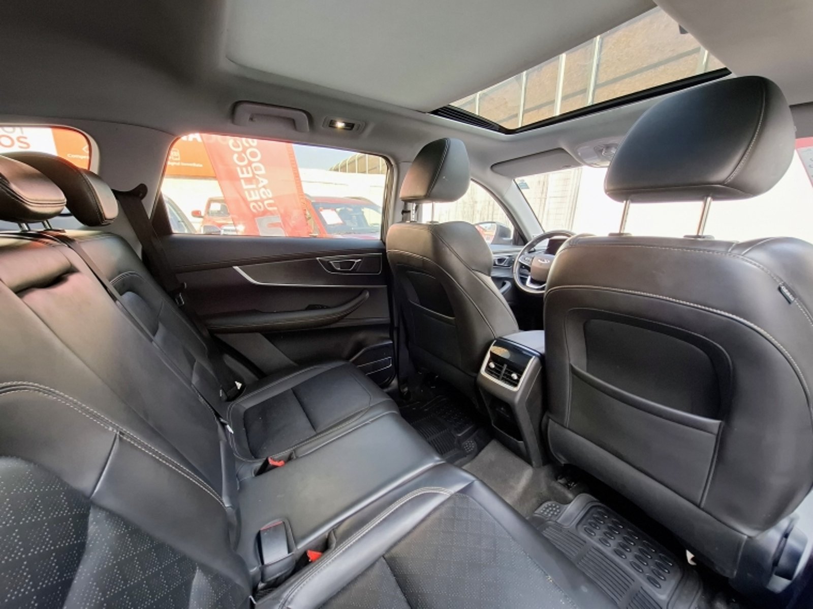 CHERY Tiggo 8 1.5 Aut. 2023 - Imagen 18 de 20