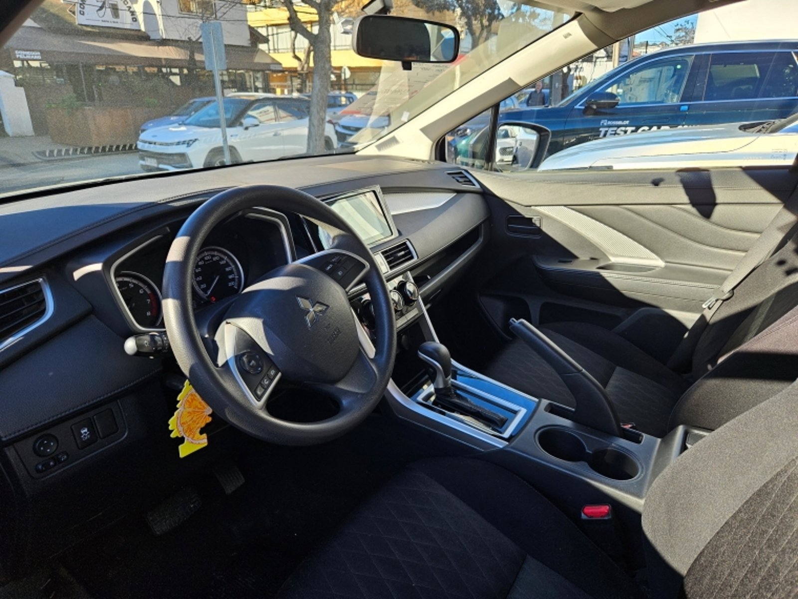 Mitsubishi Xpander Glx 1.5 Aut 2024 - Imagen 13 de 20