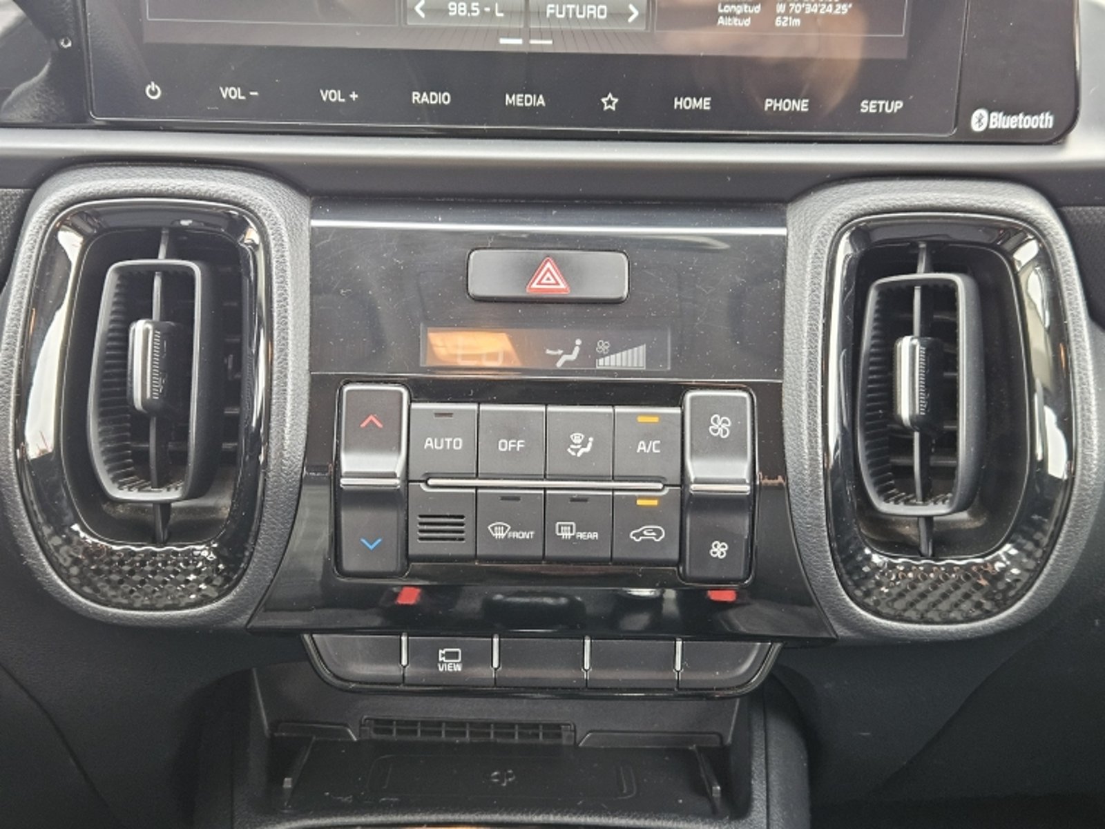 KIA Sonet Ex 1.5l 6mt 2023 - Imagen 11 de 20