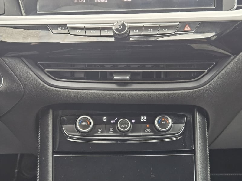 Opel Grandland At8 1.5 Td Aut 2023 - Imagen 12 de 20
