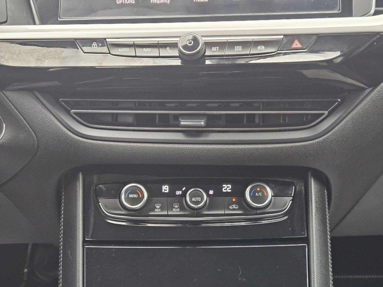 Opel Grandland At8 1.5 Td Aut 2023 - Imagen 12 de 20