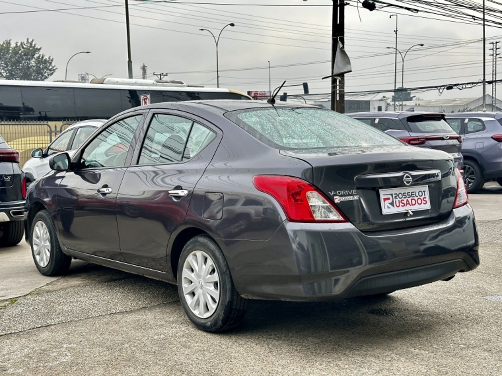 Nissan Versa Sedan 1.6 2021 - Imagen 7 de 20