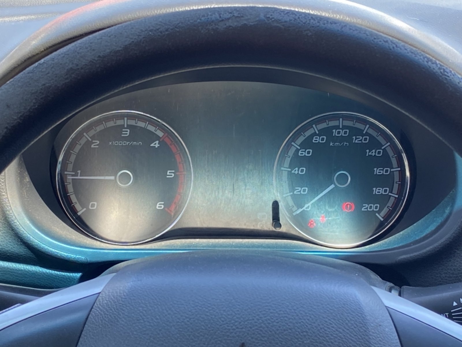 MITSUBISHI L200 D/c 2.4 Katana Cr 4x2 2021 - Imagen 14 de 20