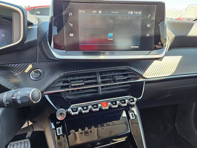 Peugeot 208 Puretech 130 Eat8 1.2 Aut 2022 - Imagen 13 de 20