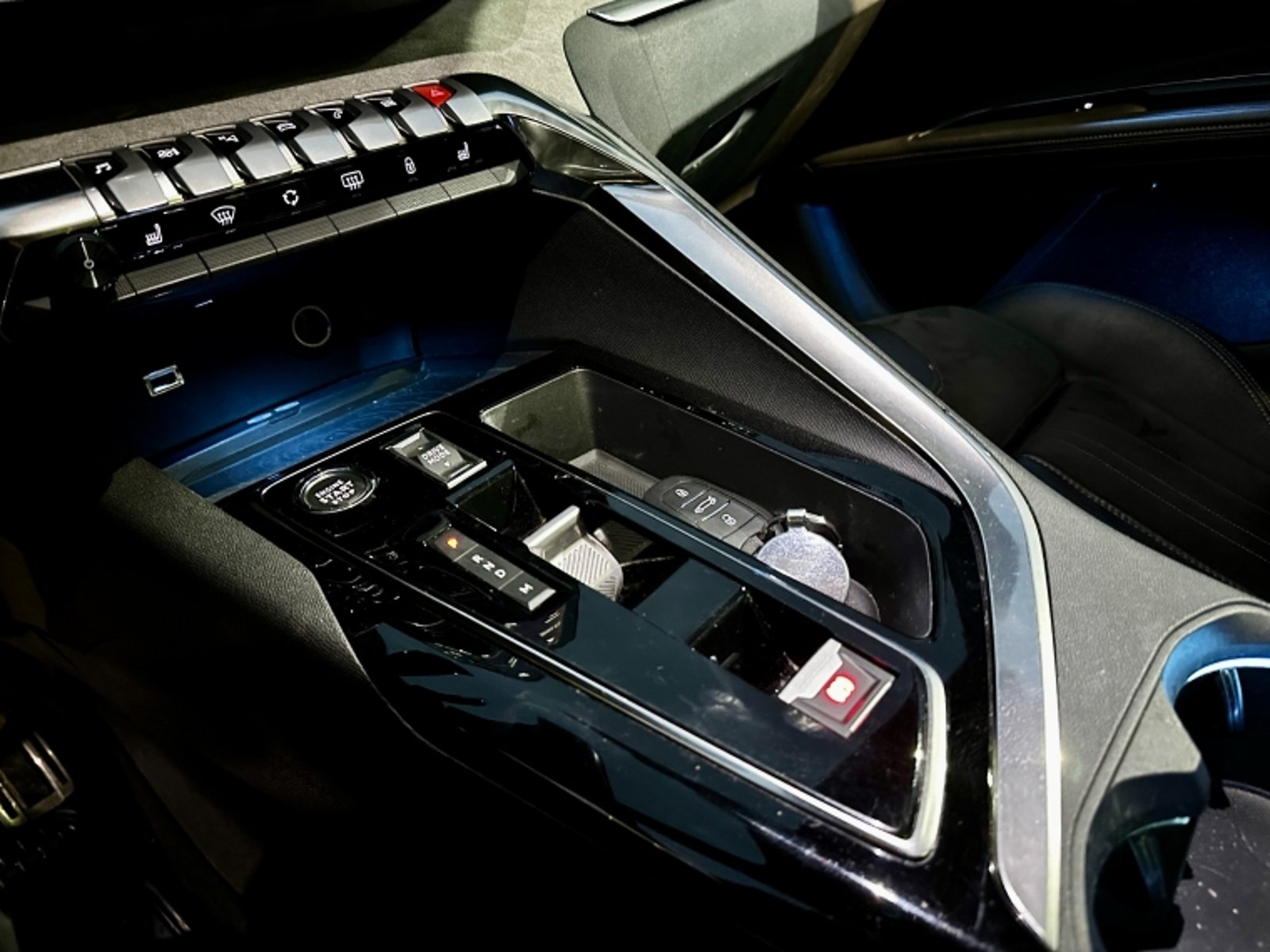 Peugeot NEW 5008 5008 Gt Bluehdi 1.5 Aut 2023 - Imagen 14 de 20