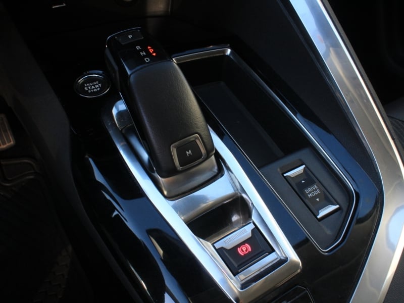 Peugeot 5008 Bluehdi 130 1.5 Aut 2022 - Imagen 14 de 19