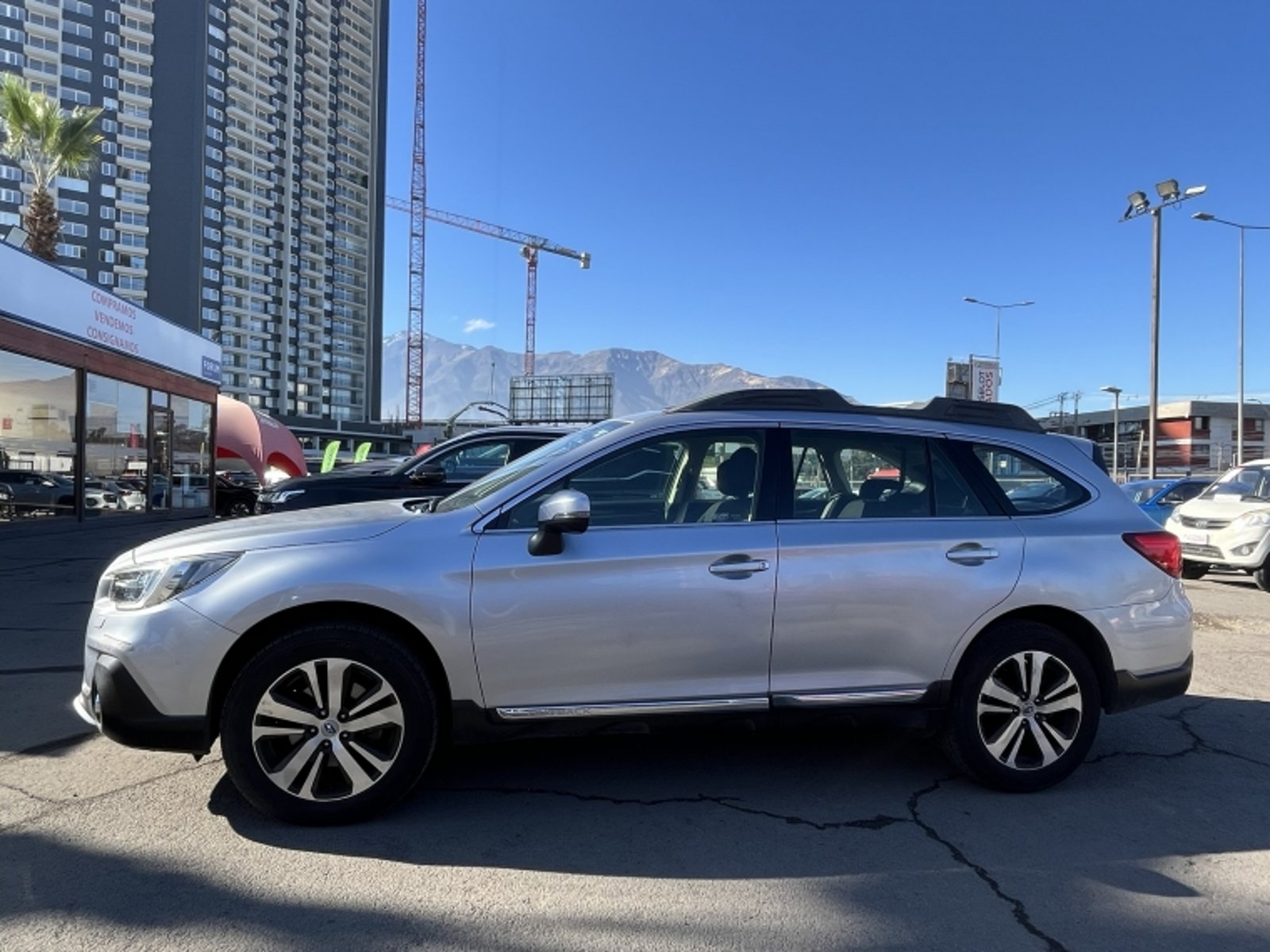 Subaru Outback Awd 2.5 Aut 2019 - Foto 2 de 20