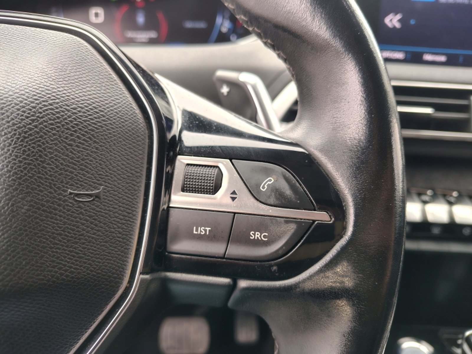 PEUGEOT 5008 Thp 1.6 Aut 2019 - Imagen 13 de 20
