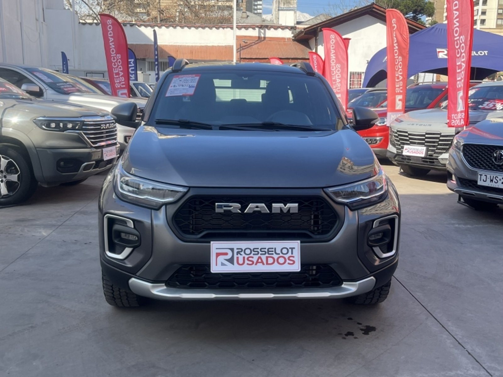 RAM 700 Laramie 1.0 Aut 2026 - Imagen 8 de 20