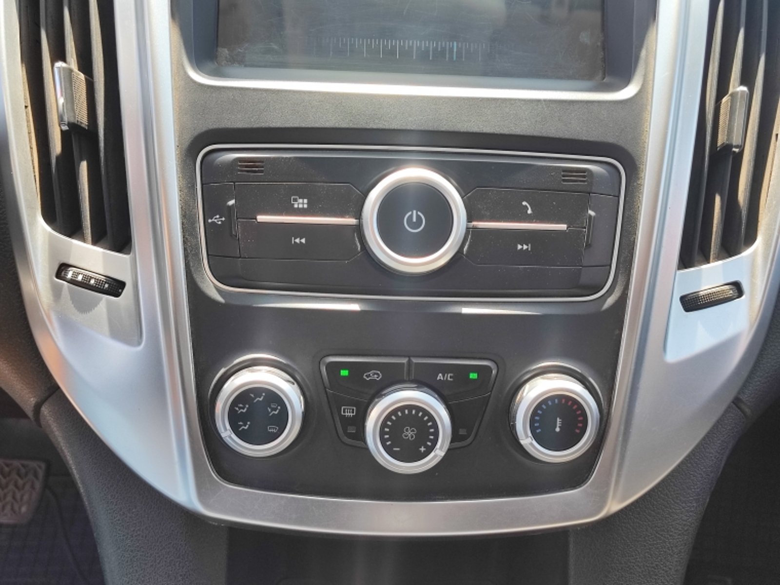JMC Vigus Work Lx 4x4 2023 - Imagen 16 de 20