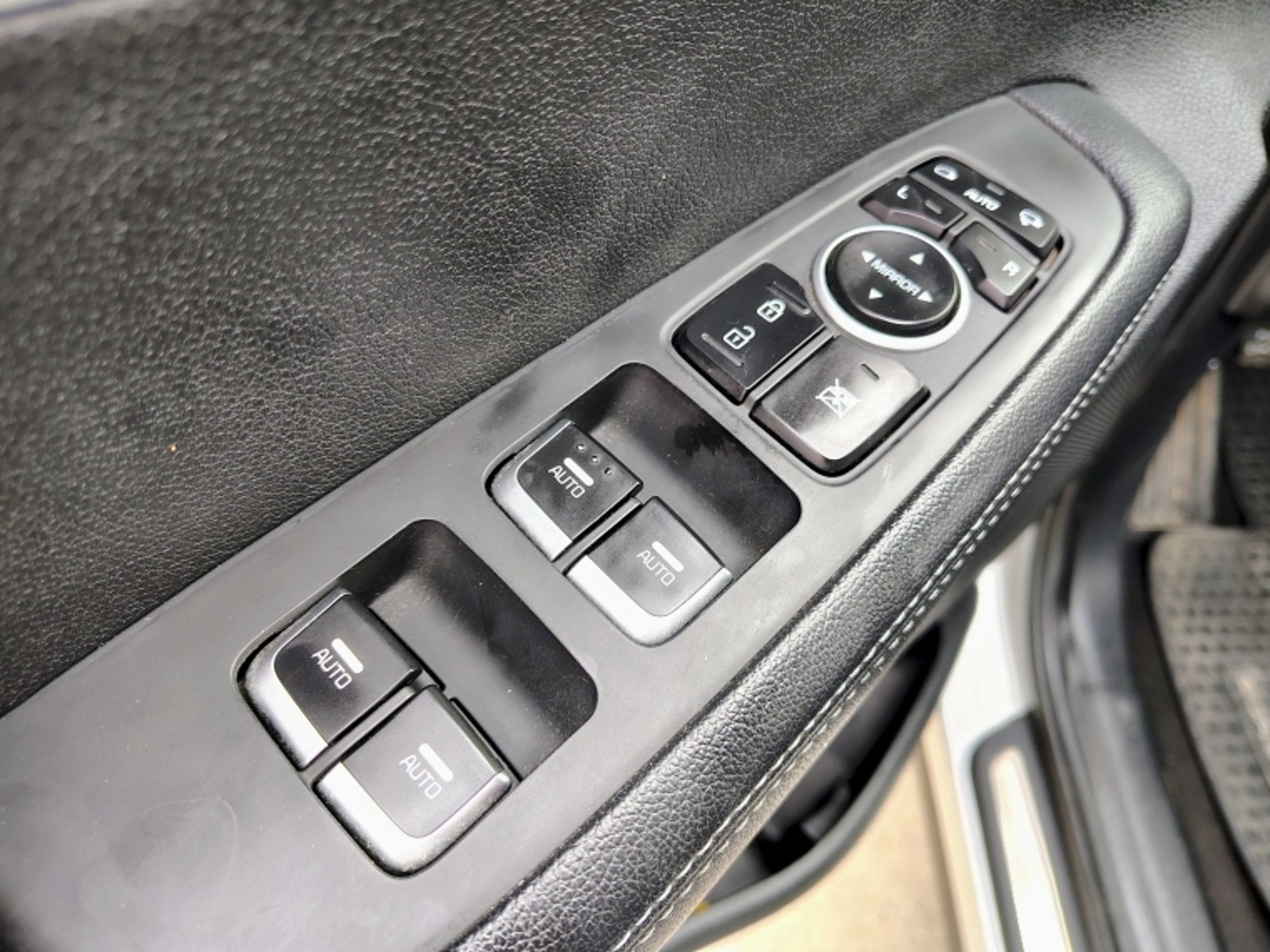 KIA Sorento Ex 2.2 Aut 2018 - Imagen 13 de 20