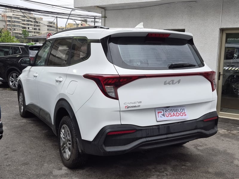 Kia Carens Lx 1.5l 6mt 7p 2023 - Imagen 6 de 20