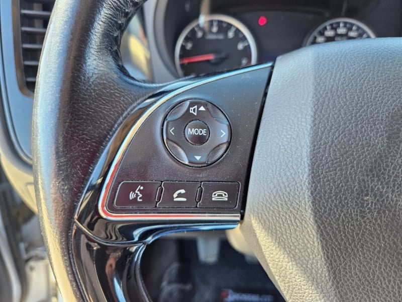 Mitsubishi Outlander 2.0 2015 - Imagen 17 de 20