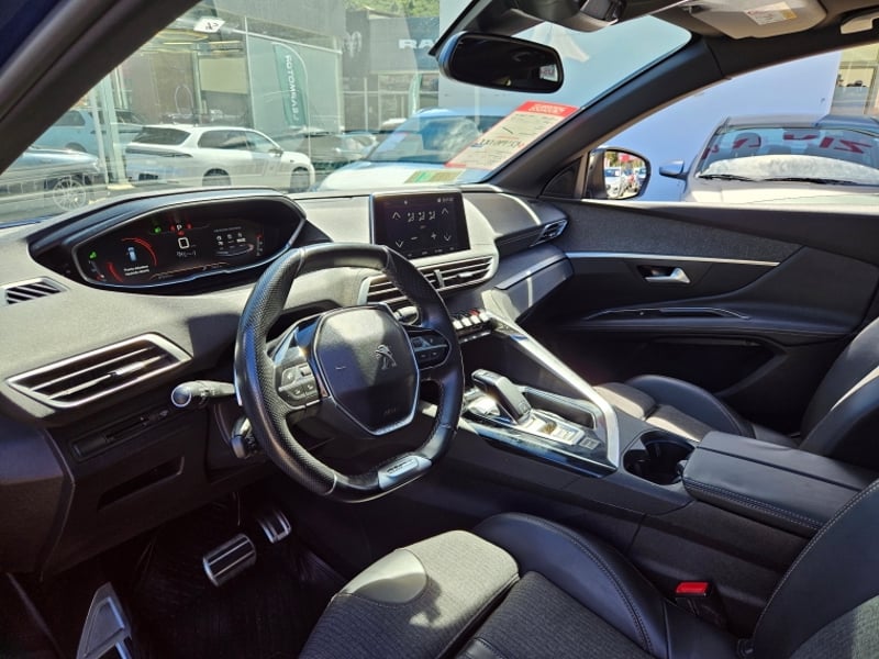 Peugeot 3008 Gt Line 1.6 Aut 2018 - Imagen 11 de 18