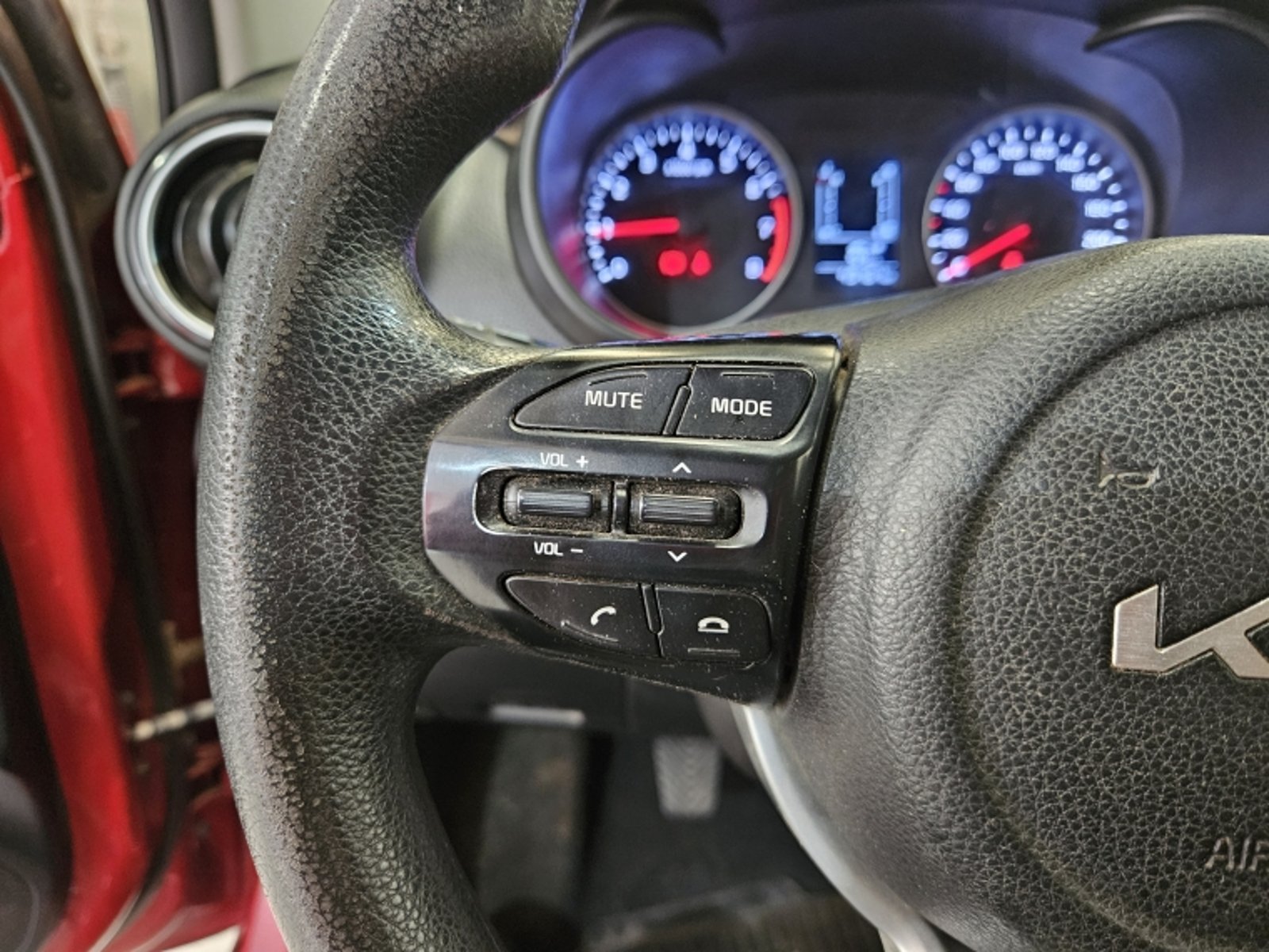 Kia Soluto Mpi 1.4 2023 - Imagen 17 de 20
