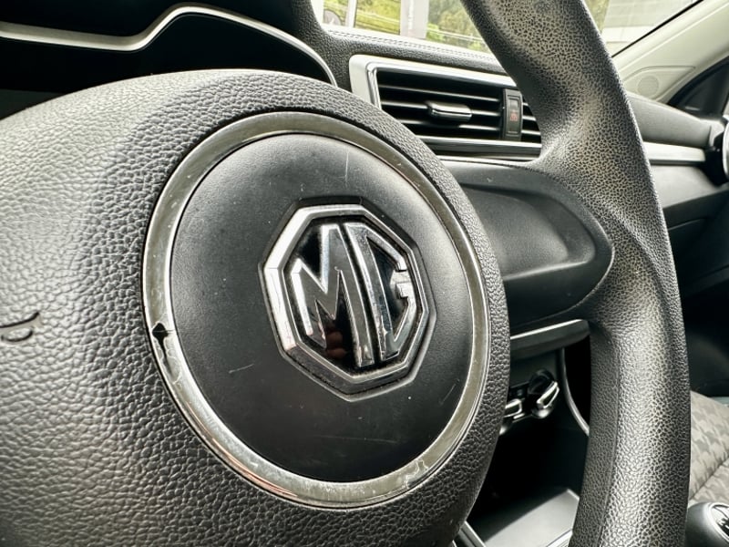 MG Zs 5p 1.5 2022 - Imagen 12 de 20