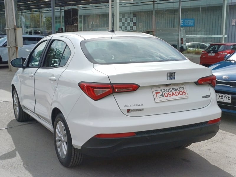 Fiat Cronos Drive 1.8 At 2022 - Imagen 7 de 17