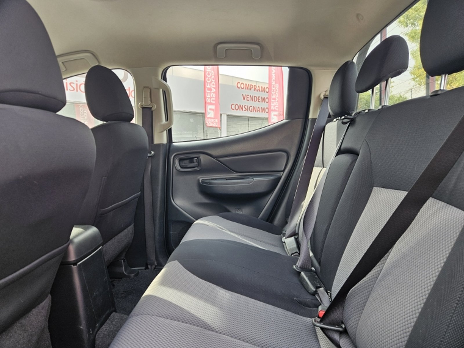 MITSUBISHI L200 Work Cr Wf 2.4 2023 - Imagen 8 de 20
