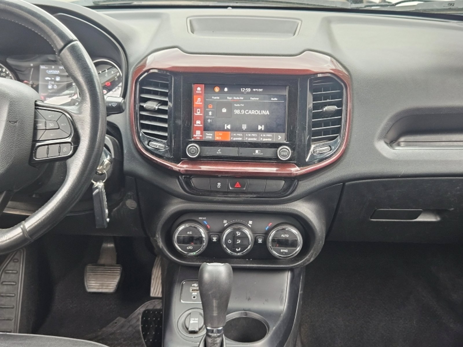 RAM 1000 Big Horn Dcab 1.8 Aut 2021 - Imagen 7 de 20