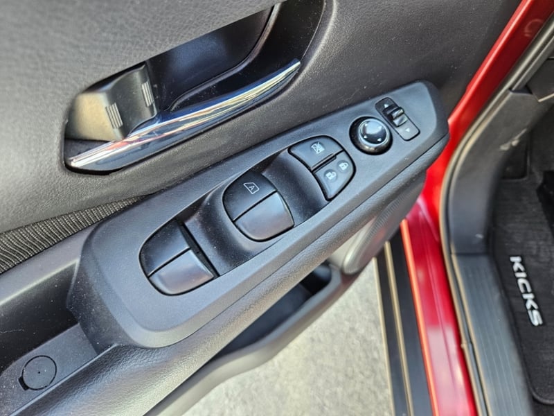 Nissan Kicks 1.6 At 2023 - Imagen 10 de 20