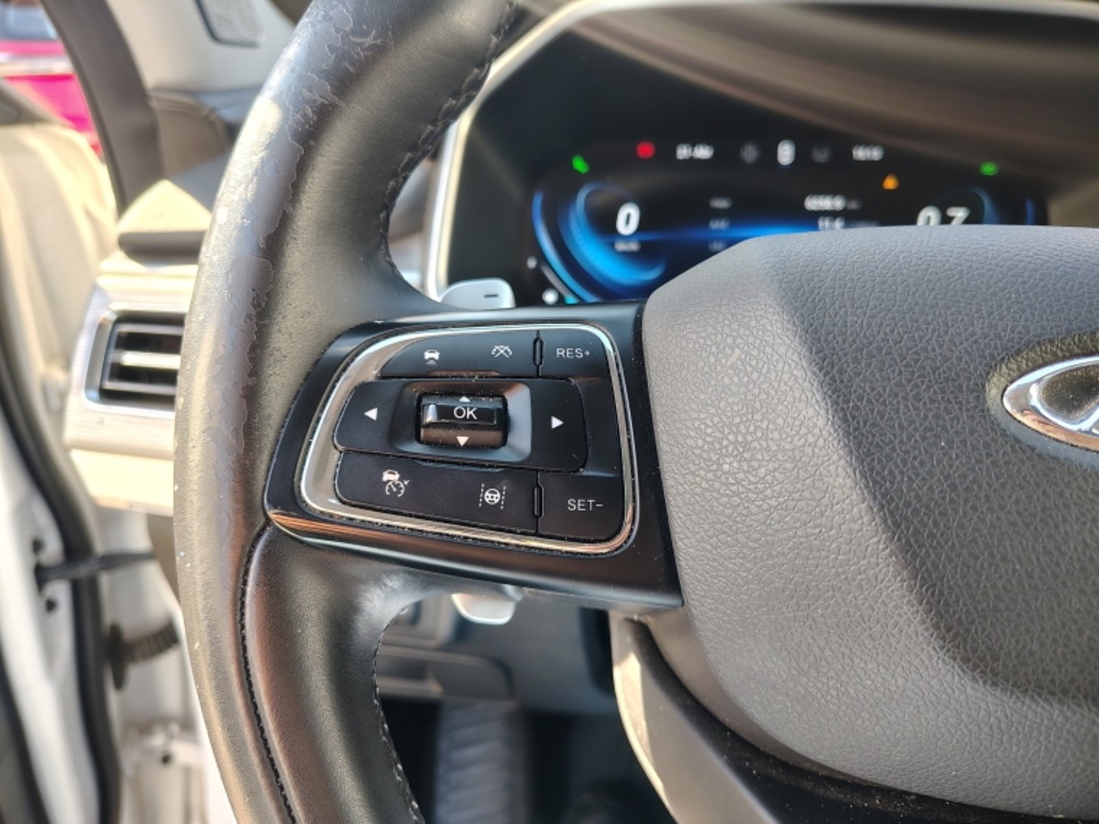 CHERY Tiggo 8 Pro Glx Dct 1.6 Aut 2023 - Imagen 17 de 20