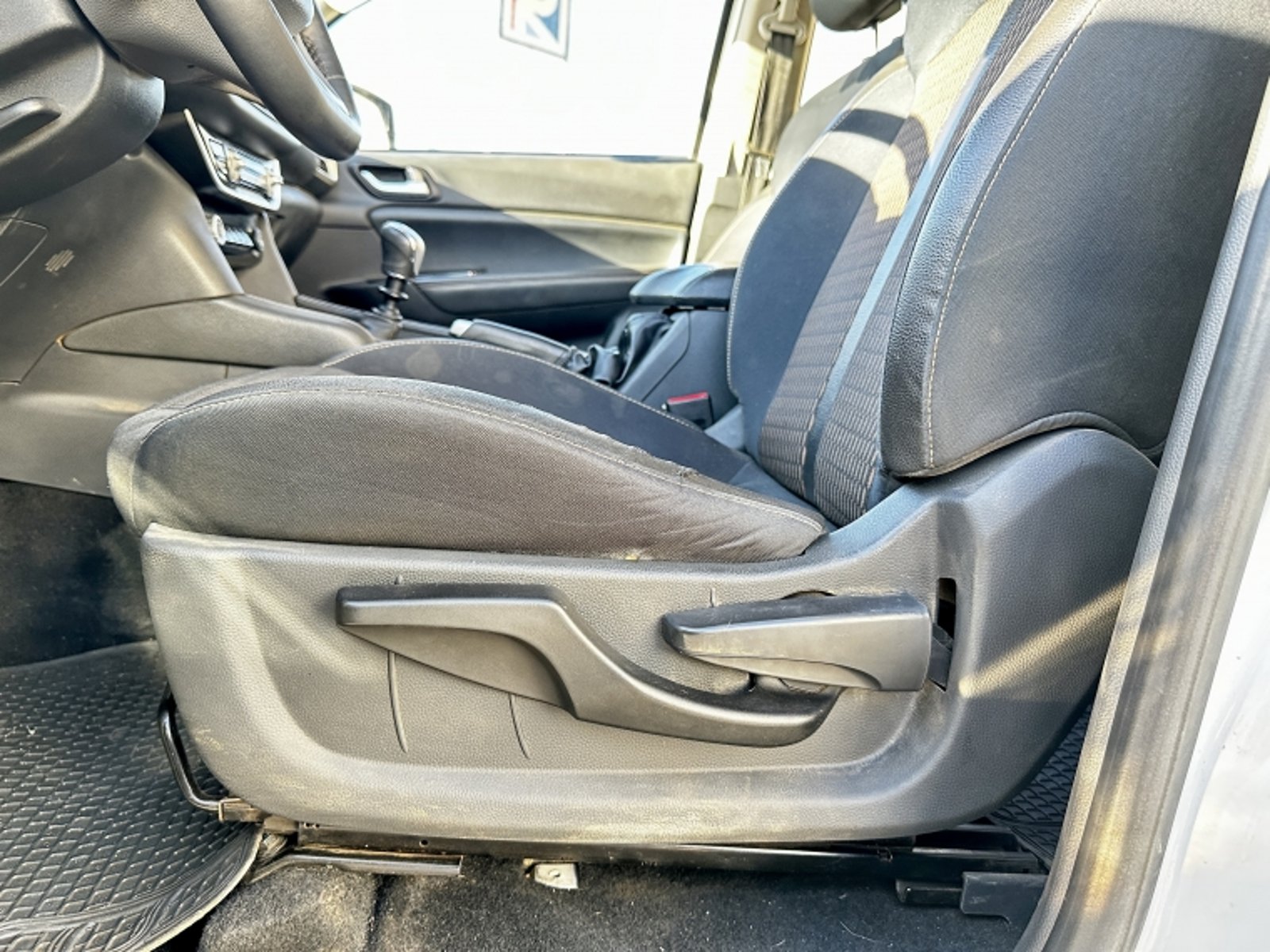 FOTON G7 4x4 2.0 2024 - Imagen 15 de 20