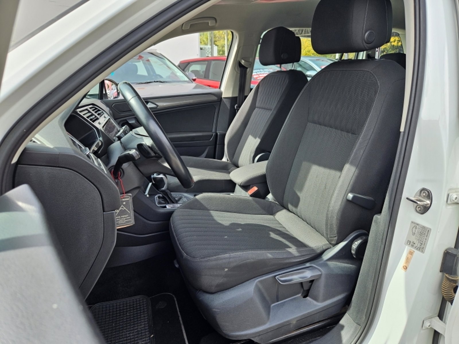 Volkswagen Tiguan Tsi 4x2 1.4 Aut 2022 - Imagen 14 de 20