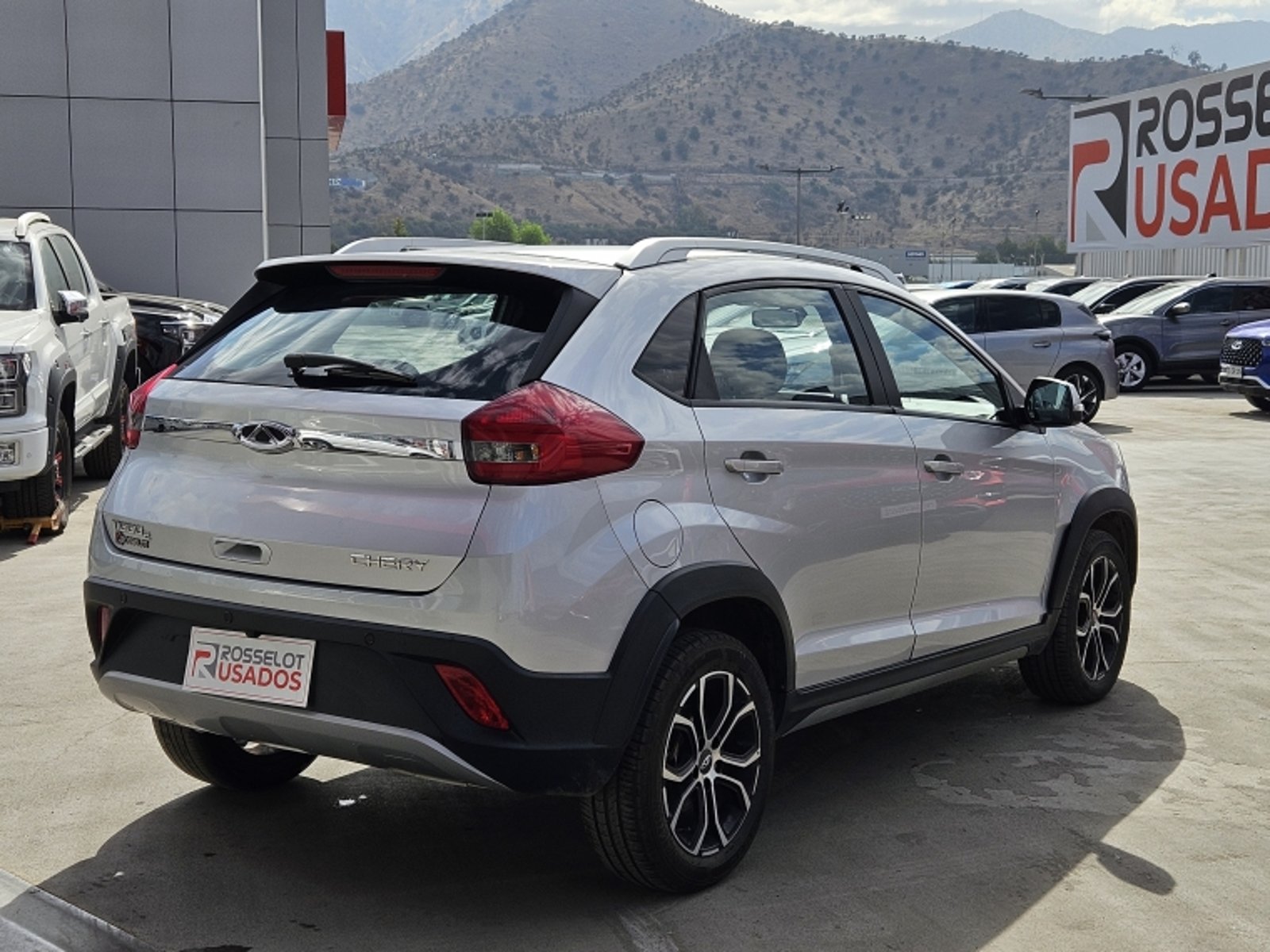 CHERY Tiggo 2 Gls Cvt 1.5 Euro 6b 2024 - Imagen 4 de 20